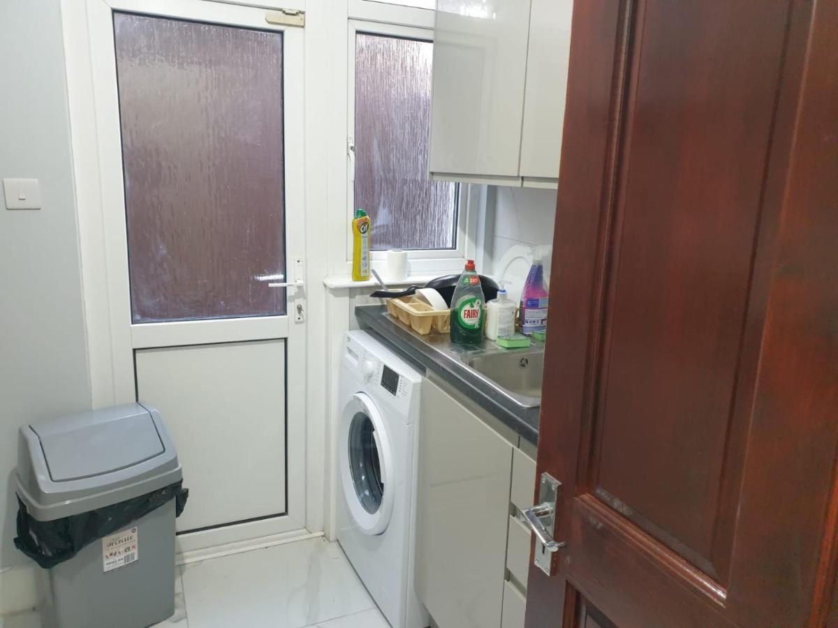 크로이던 Burney Tomar House 아파트 외부 사진